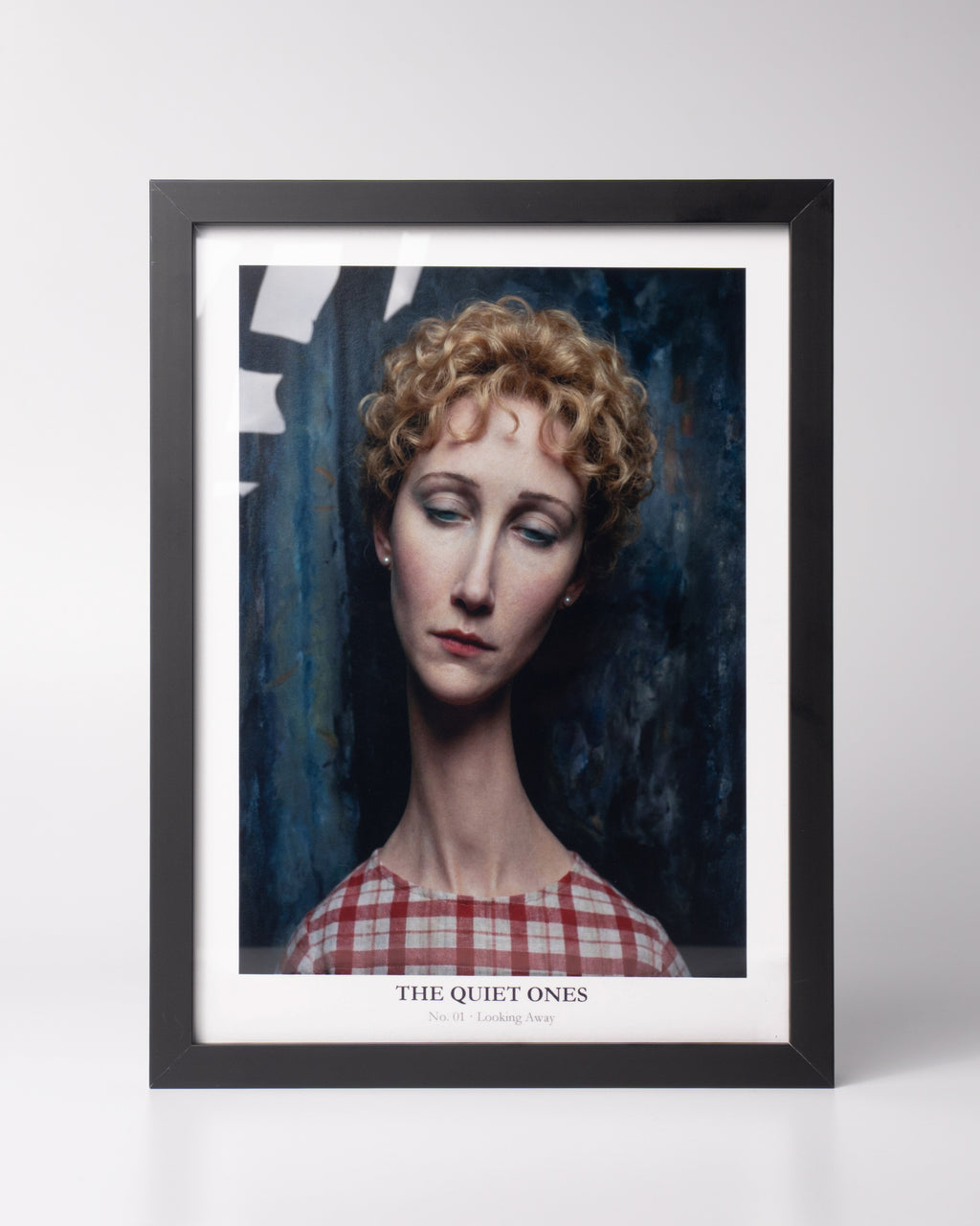 THE QUIET ONES No. 01 · Looking Away